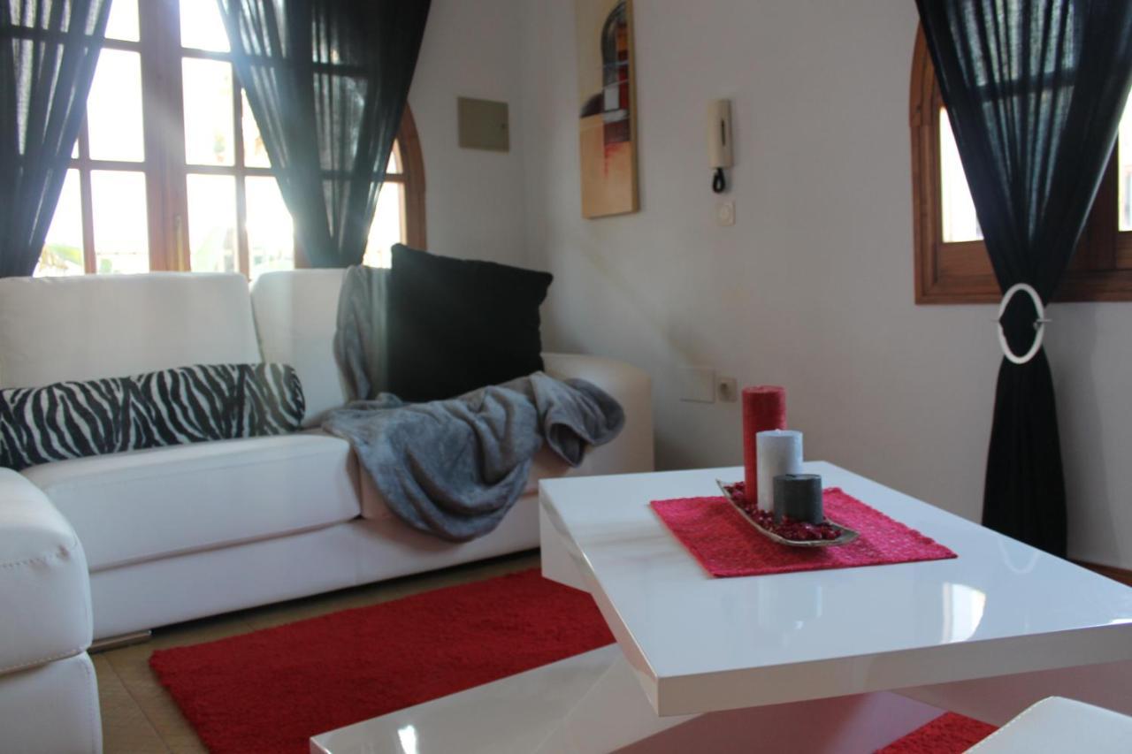 Gloria Apartament Near The Beach カン・ピカフォルト エクステリア 写真